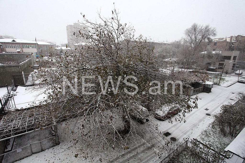 first-snow-yerevan